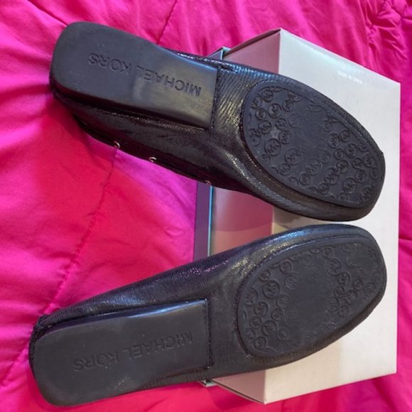 Michael Kors Black Moccassins for Women - Picture 4 of 8